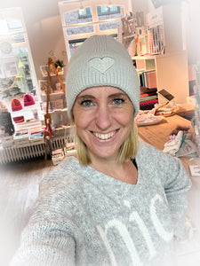 Mütze Herz in grau