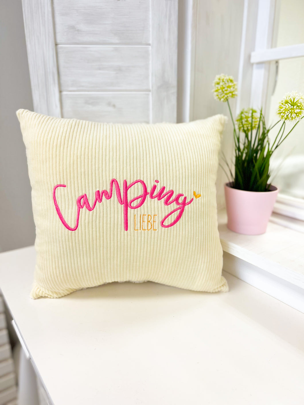 kissen camping Kissen Camping-Liebe in Vanille/pink – tini-stickt